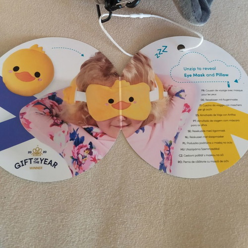 Travel pillow and eye mask Puckator Relaxeazzz Dexter the Bat new