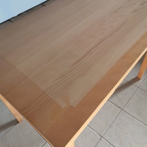 Extendable dining table used 110x70 cm, opens up to 170x70 cm