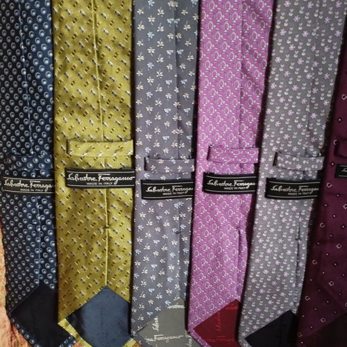 Salvatore Ferragamo silk ties collection like new, set of 9