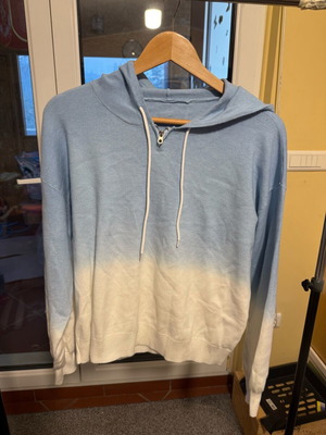 Spring pullover like new, unworn, white and turquoise, size S
