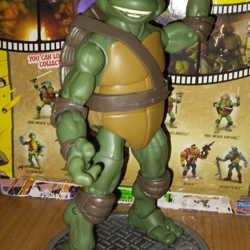 Teenage Ninja Mutant Turtles Donatello 2014 Classic Collection 1990 figure like new