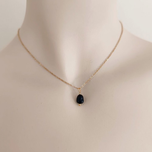 Minimal handmade 18K gold plated stainless steel necklace with black tourmaline