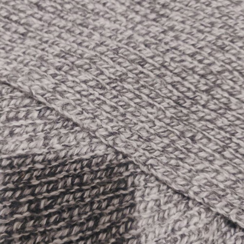 Knitted scarf handmade like new, gray and white, 170x28 cm without fringes