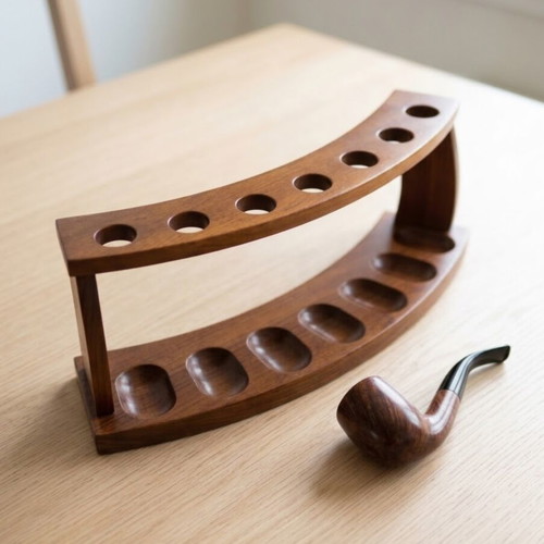 Wooden semicircular pipe stand for 7 pipes
