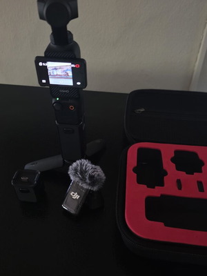 DJI Osmo Pocket 3 Creator Combo video camera, like new