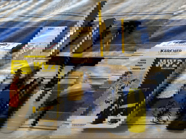 Karcher WV 2 Black Edition Καθαριστής Τζαμιών Χειρός Μπαταρίας Μαύρος