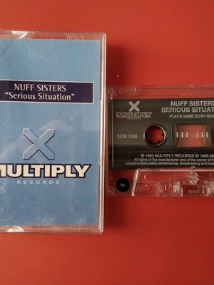 Nuff Sisters Serious Situation single cassette like new, electronic