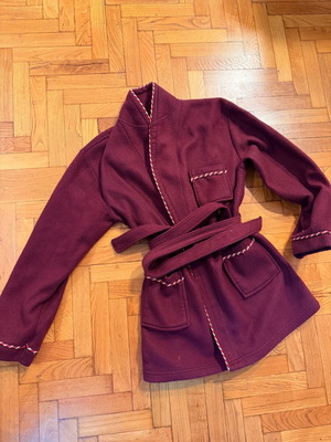Men's robe used, mid-length and warm, burgundy, size medium