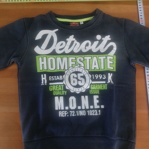 Children's sweatshirt used, blue, for ages 5-6