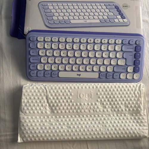 Logitech Pop Icon Keys keyboard like new