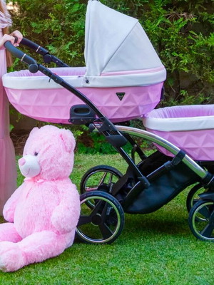 Junama Duo Pink καρότσι διδύμων σαν καινούργιο