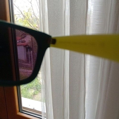 Women's sunglasses modern two-tone with mirror lens like new