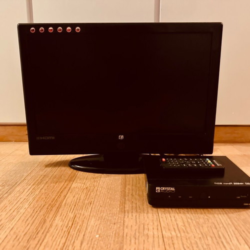 F&U 19” HD Ready HDMI TV used, model F19771W