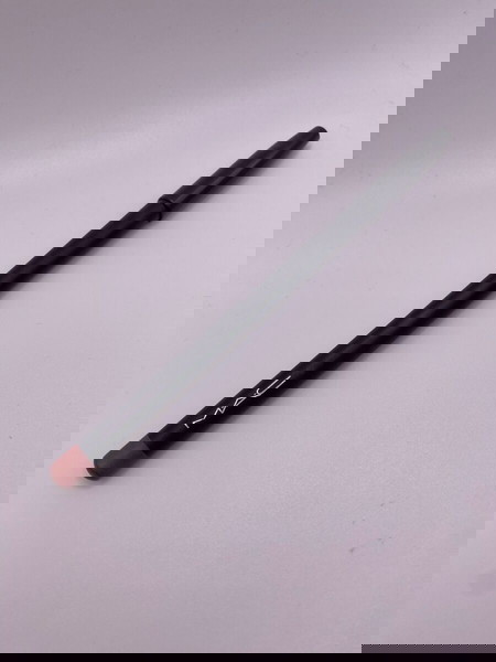 Mac cosmetics-Lip pencil “Dervish”