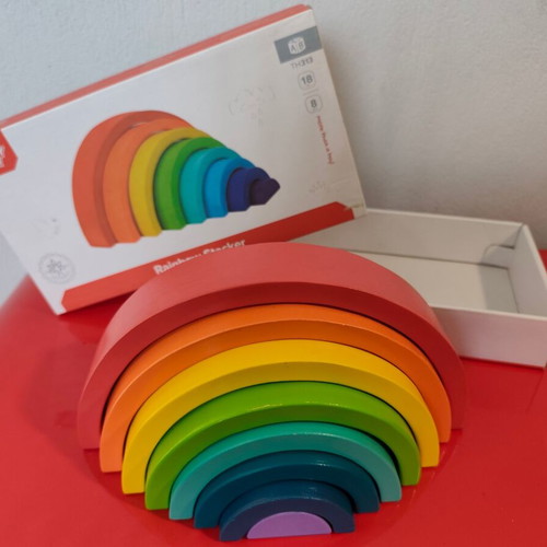 Wooden Game Stacker Rainbow TH313 toy like new