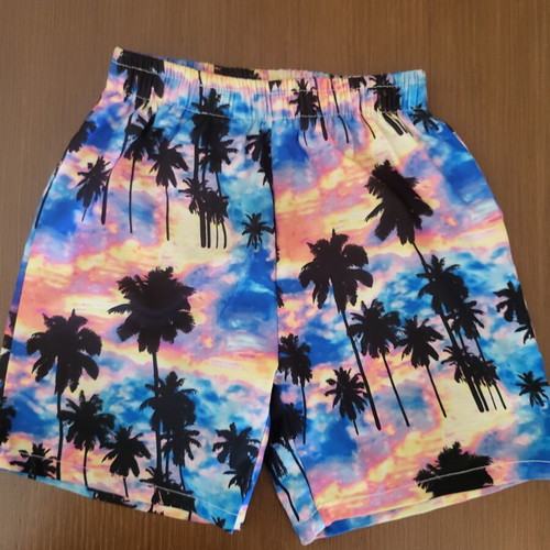 Beachwear set with hat for 5 years old like new