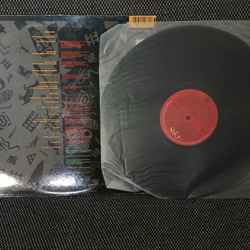 Heritage vinyl LP by Earth, Wind & Fire used