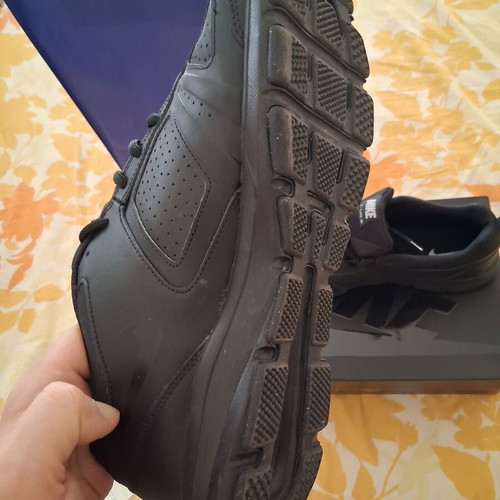 Nike shoes black authentic new, size 46