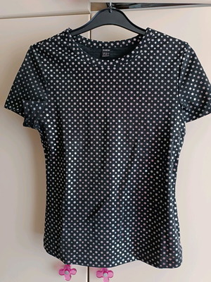 Shein black short-sleeve blouse with silver stars used, size M