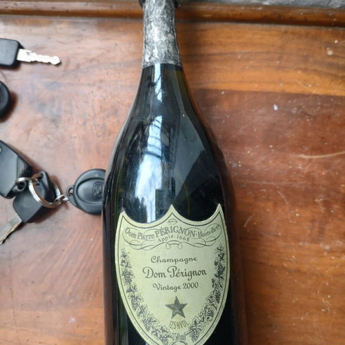 Dom Perignon 2000 Champagne like new