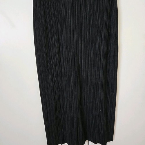 Zara pleated skirt medium black like new
