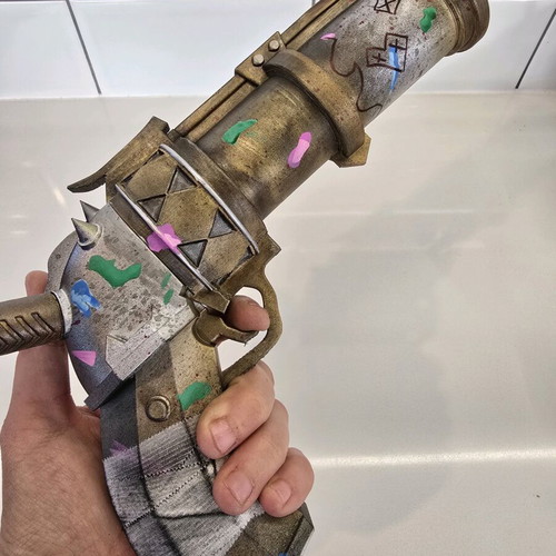Arcane Jinx cosplay weapon new, hand-painted