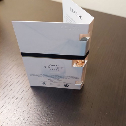 Nina Ricci L' Extase Eau de Parfum Tester Sample 1.5 ml new