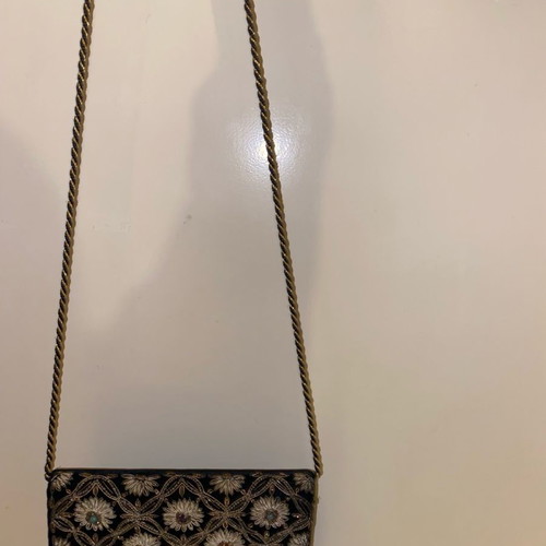 Bag like new embroidered with stones