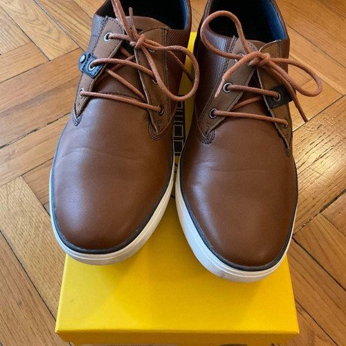 The Calgary mens club shoes new, size 44