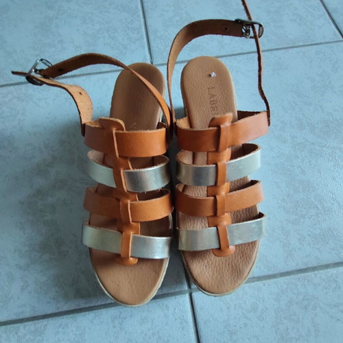 Labrini leather platform sandals brown with gold straps