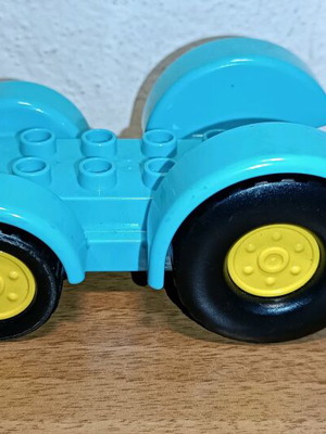 Lego Duplo Chassis μεταχειρισμένο, ανοιχτό γαλάζιο για τρακτέρ
