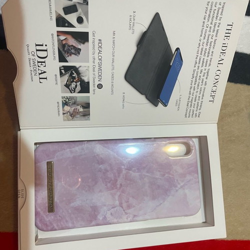 iPhone XS Max case ideal of Sweden used with side crack