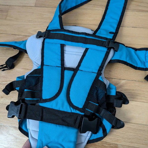Chicco baby carrier like new