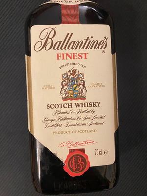 Ballantine’s whisky 40ετων καινούργιο, σφραγισμένο με κουτί