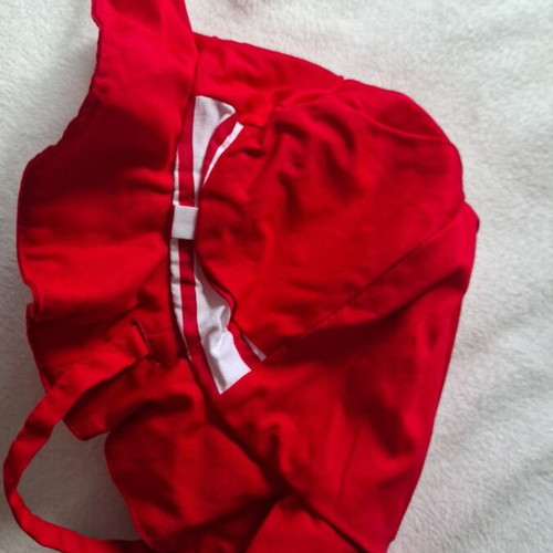 Baby girl hat like new, 6 to 16 months
