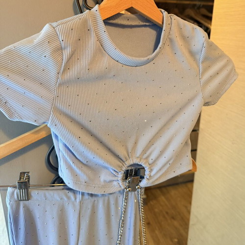 Turquoise set with pants, top and rhinestone bag