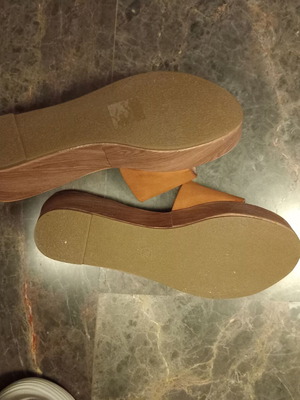 Women's platforms size 38-39