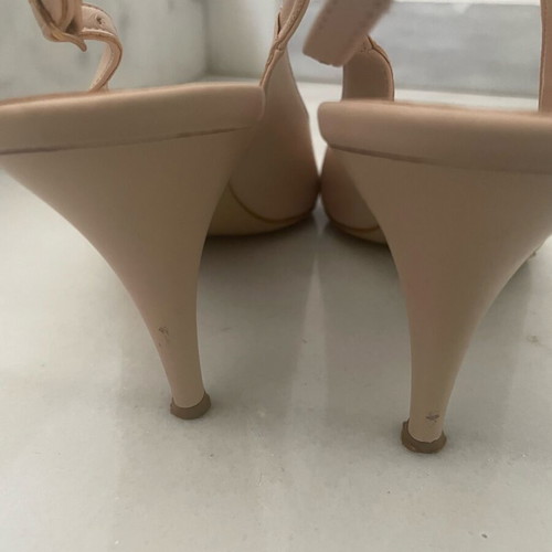 Migato pumps like new, size 40, beige pink