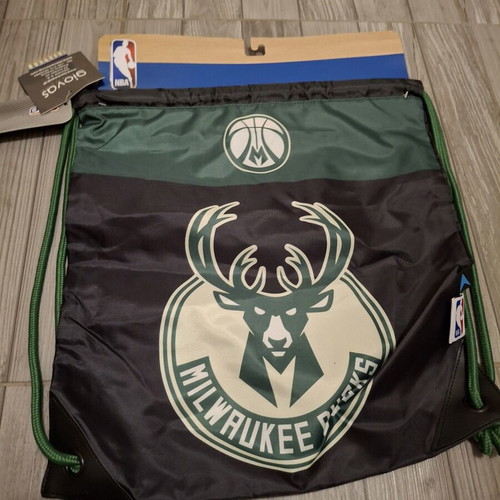 Milwaukee Bucks Back Me Up Shoe Bag new with tags