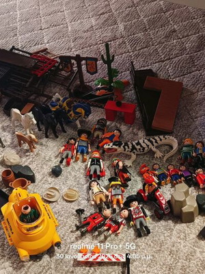 Various Playmobil like new, many pieces