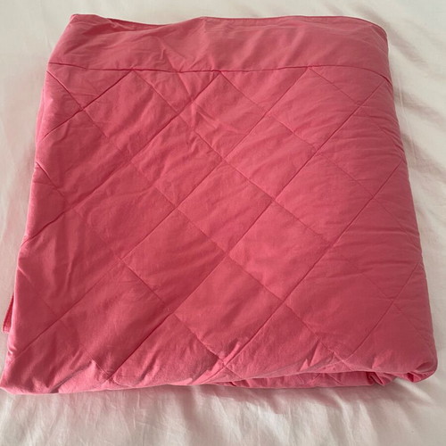 Quilted bedspread used, double size, bright pink