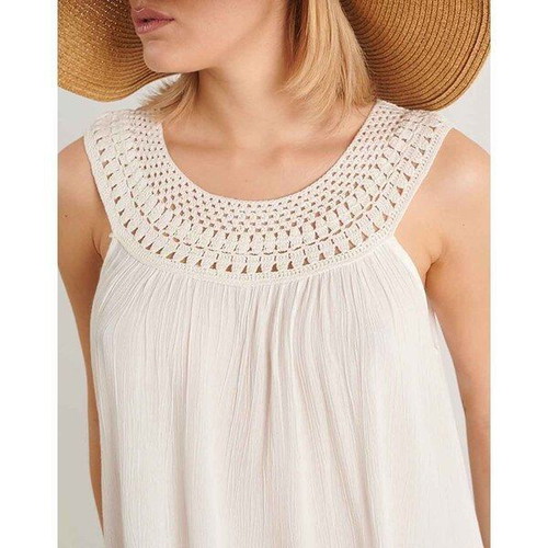 Attrattivo top new, medium size, off white with knitted detail