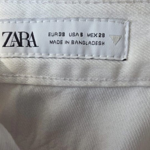 Zara white soft denim pants with gold, like new, size M