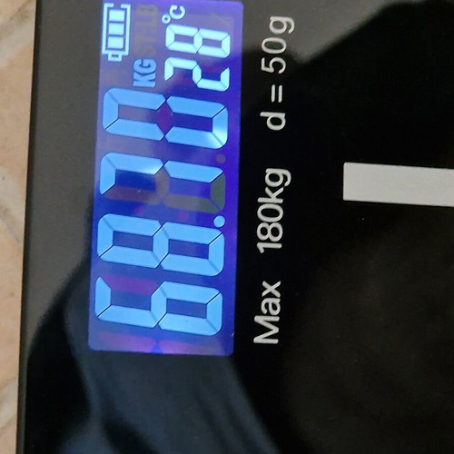 Digital Scale like new, fully functional with batteries