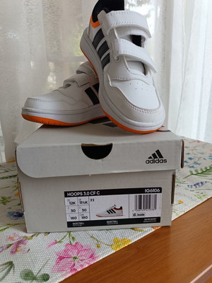 Adidas Hoops 3.0 CF C Sneakers size 30 new, white