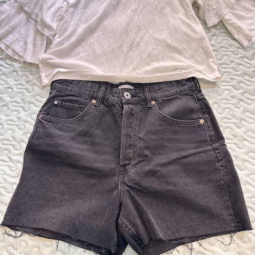 Bershka blouse and H&M denim shorts set size M like new