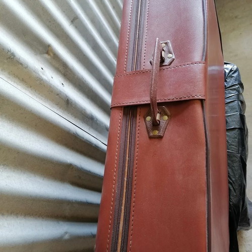 Vintage suitcase with zipper used, 60 x 40 x 16 cm