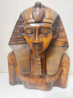 Decorative handmade bust of Pharaoh Tutankhamun like new