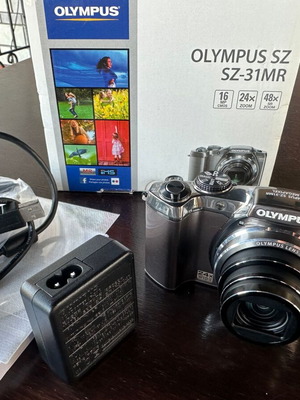 Olympus SZ31 Compact Zoom camera like new, 24x optical zoom