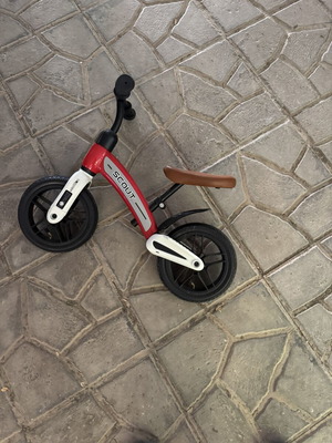Scout balance bike like new